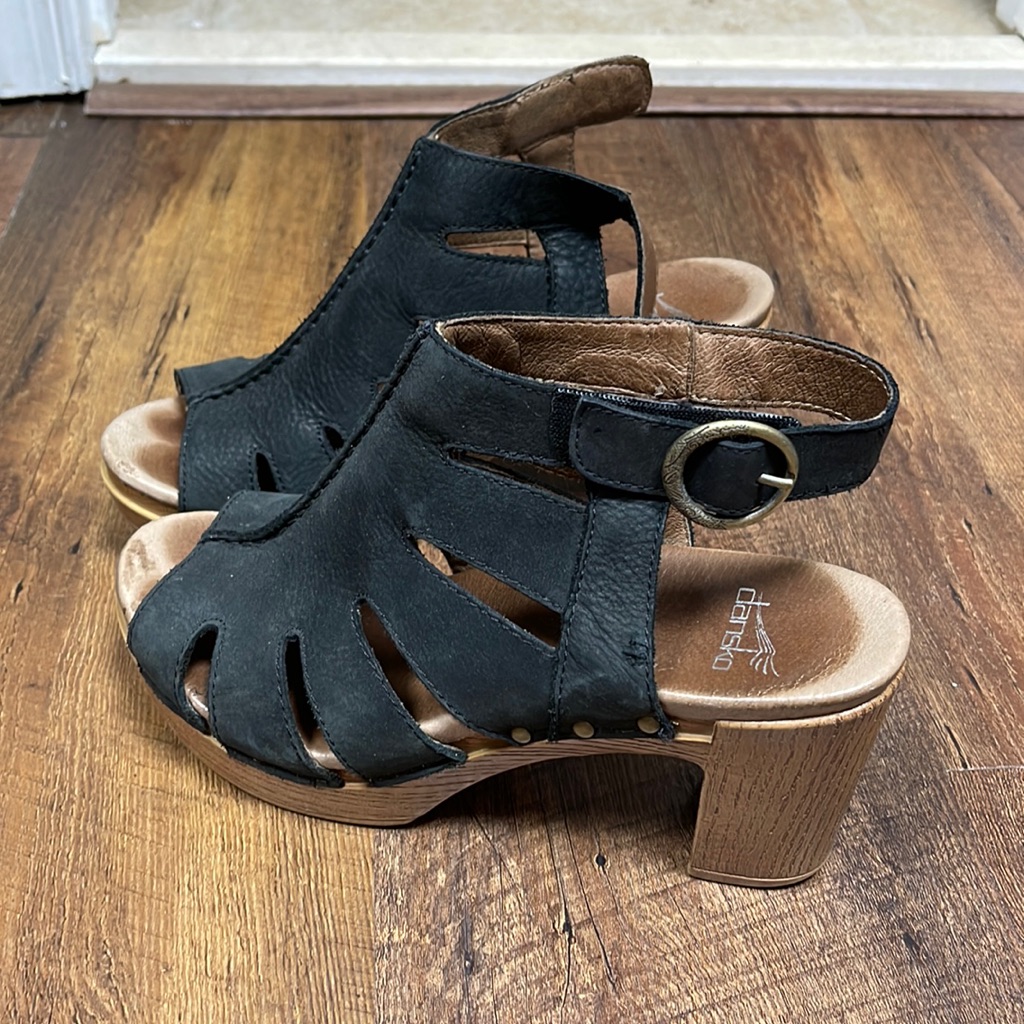 Dansko Sandles